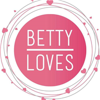 Betty Loves in Hook